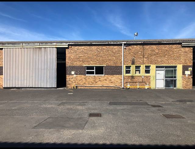 1,608M² WAREHOUSE TO LET IN AIRPORT INDUSTRIA